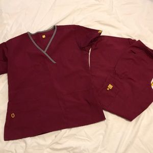 Wonderwink scrub set